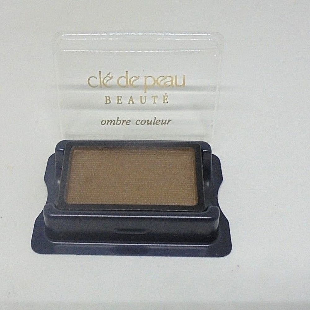Cle De Peau Beaute Eye Shadow